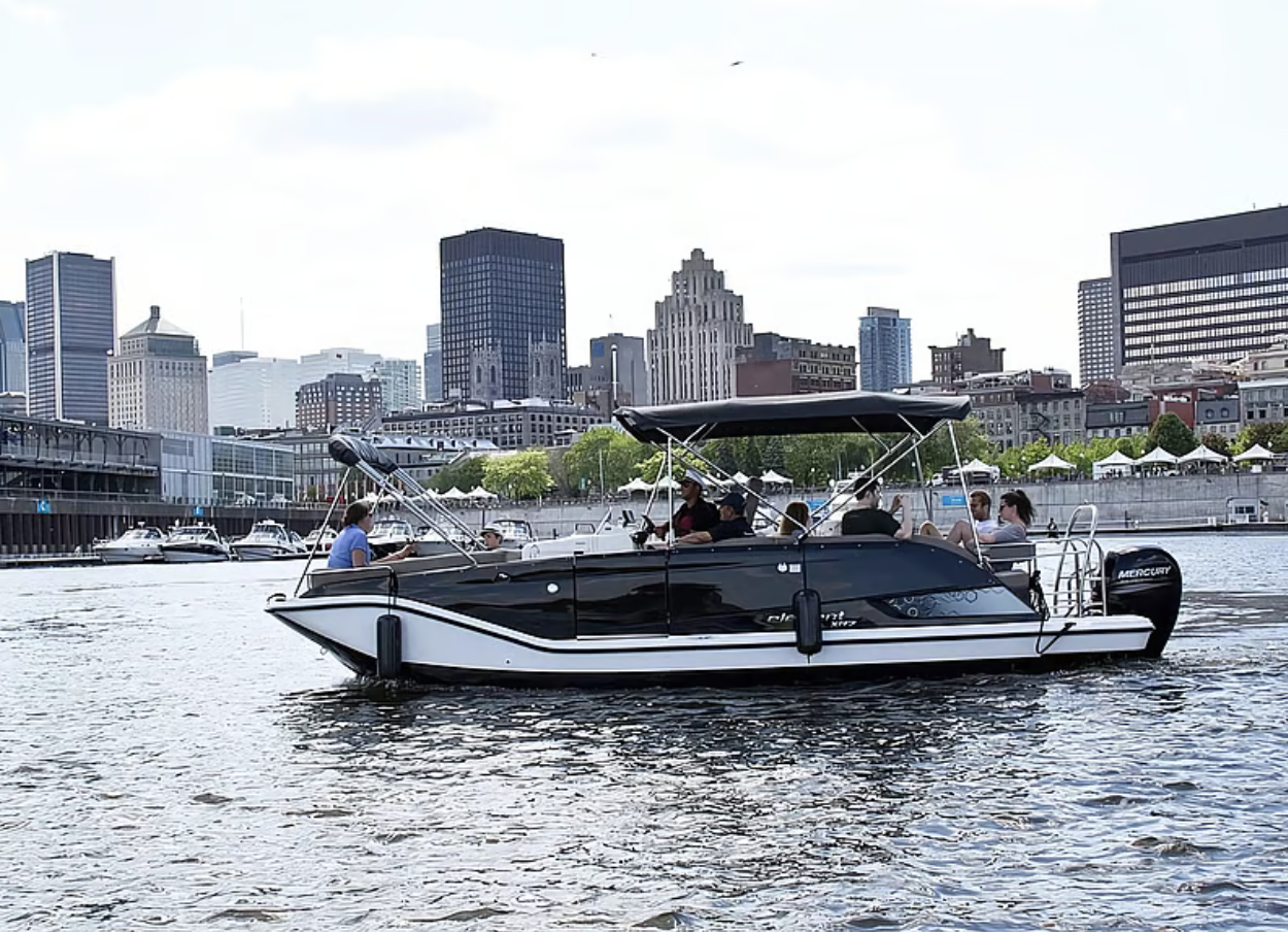 🚤 Croisière d’1h à Montréal en petit groupe à -30 % / 23,99 $