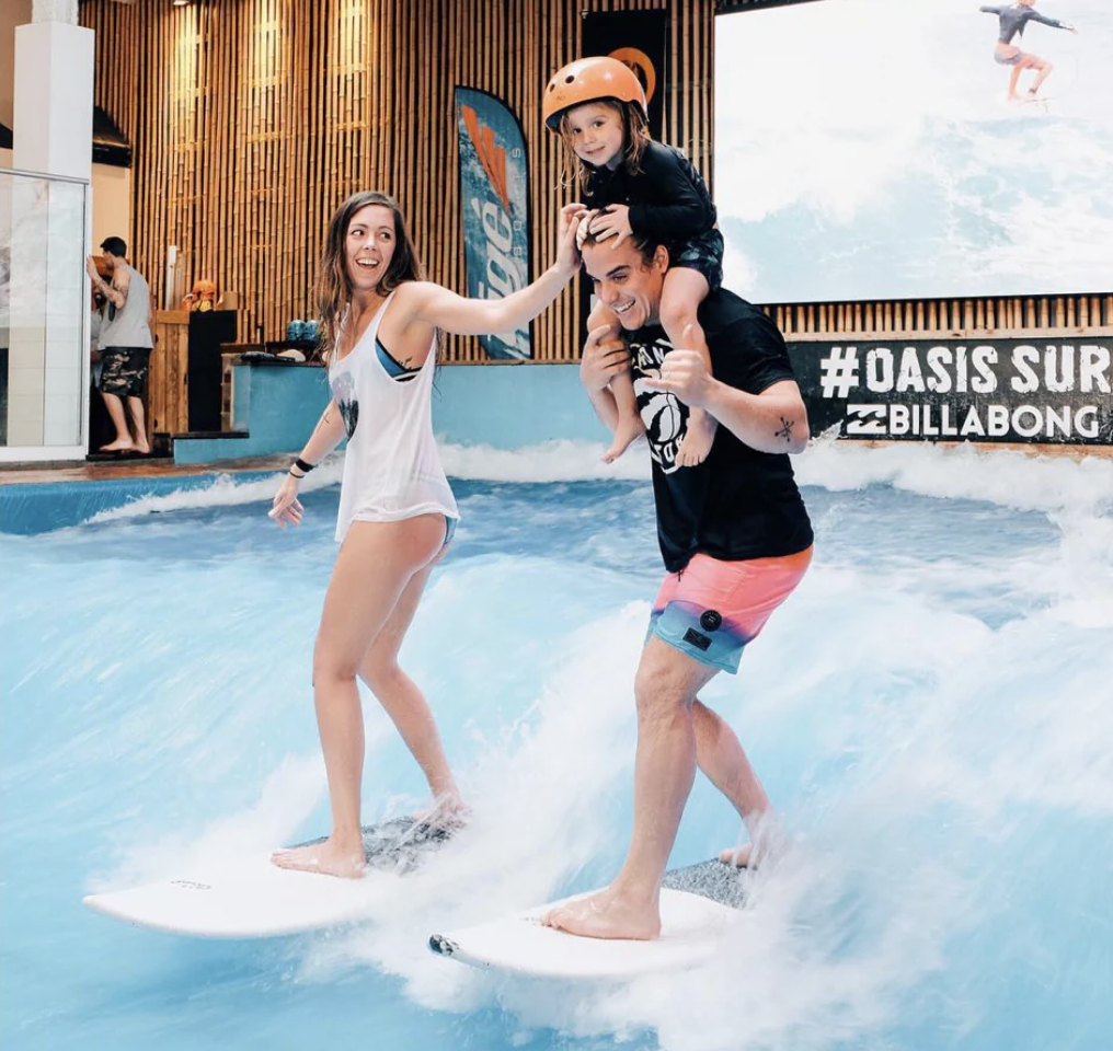 🏄🏻‍♂️ Soirées surf dès 39$ - Grâce à un code de -20$